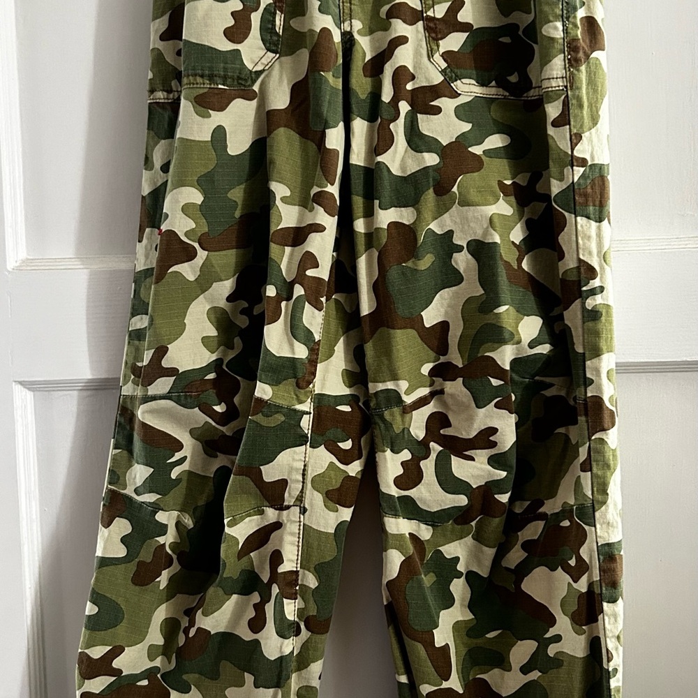 Celebrity Pink Women's Camouflage Cargo Pants - Green Multi